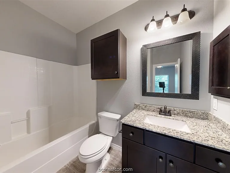 301 Sw Pkwy #341 — Photo 14