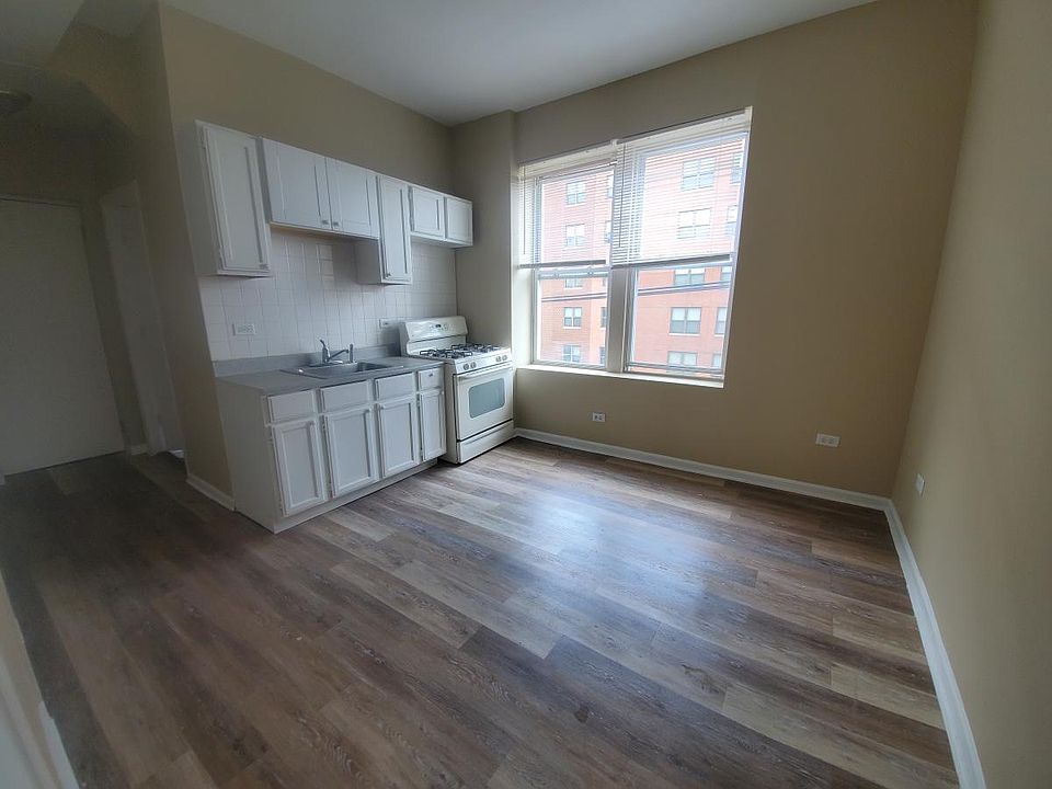 1st image of 1143 S Saint Louis Ave #3W