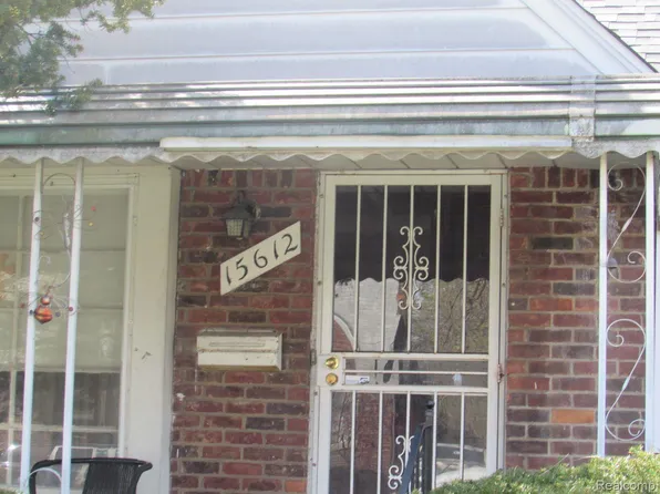 15612 Eastwood St, Detroit, MI 48205