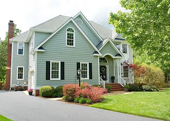 2nd image of 12636 Amershire Ct