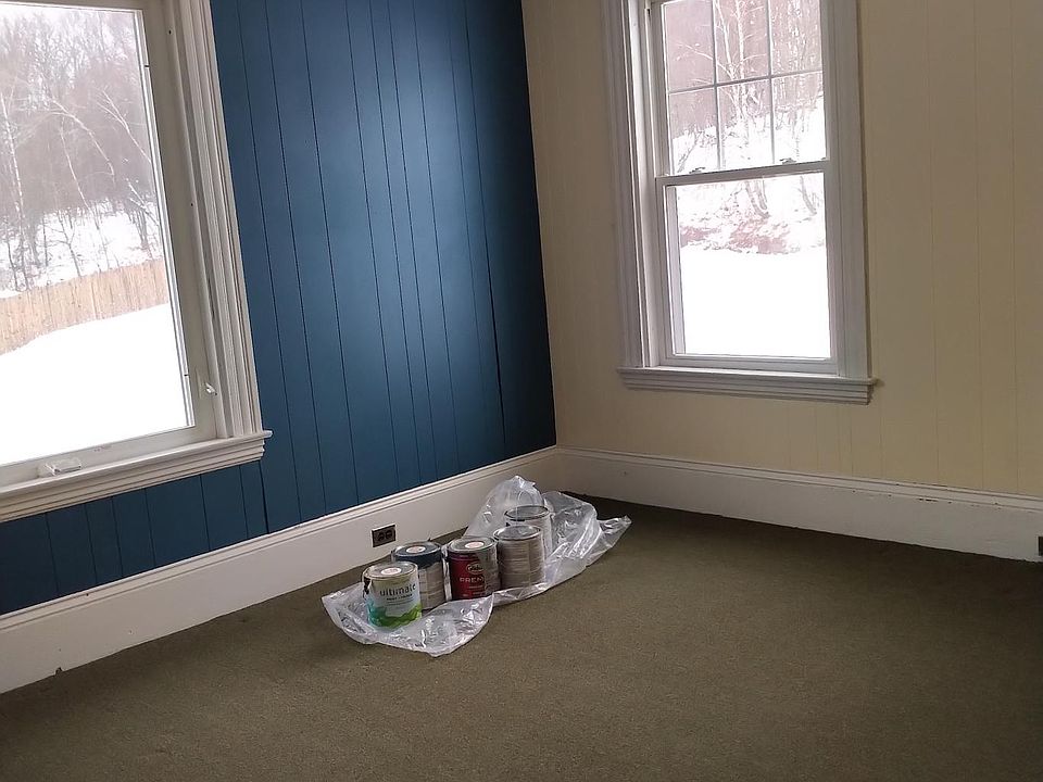 2nd image of 640 Main Rd N #2B
