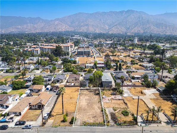 785 E Sacramento St, Altadena, CA 91001