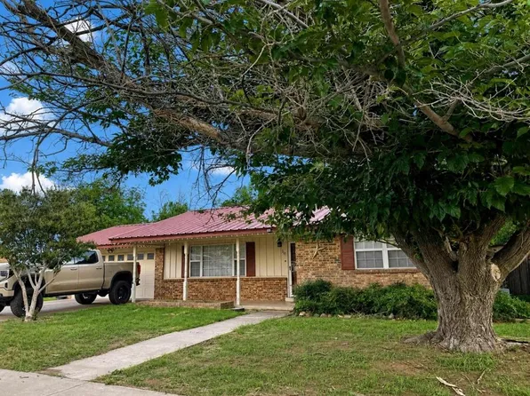 507 E Harriet St, Alpine, TX 79830