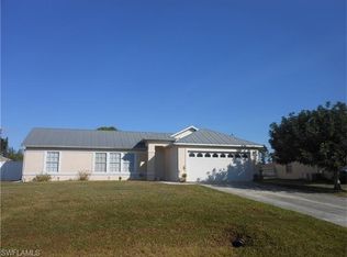 1315 SW 36th St, Cape Coral, FL 33914