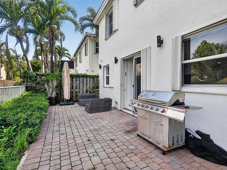 4422 NW 112th Ct — Photo 38