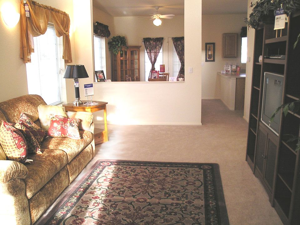2nd image of 919B Mountain Laurel Cir SE