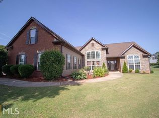 81 Drew Cir, Winder, GA 30680