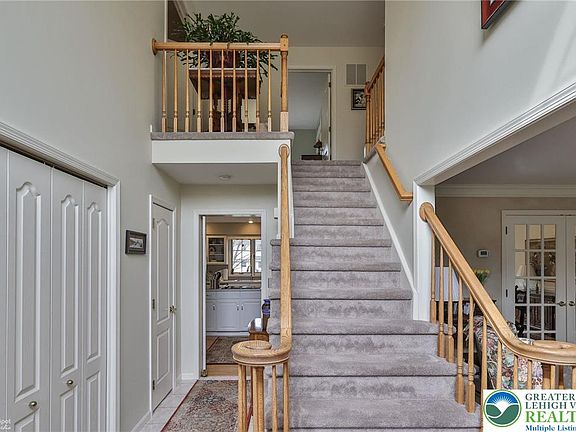 5th image of 3277 Marchant Dr