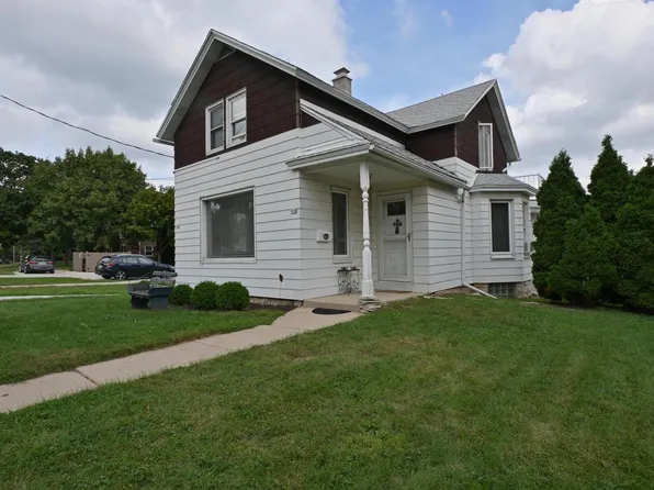 850 Glenview AVENUE, Wauwatosa, WI 53213