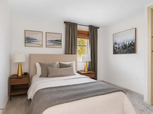 689 2nd Street image 13 of 22