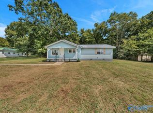 237 Long Hollow Rd, Scottsboro, AL 35768