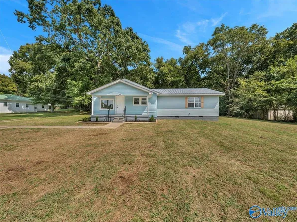 237 Long Hollow Rd, Scottsboro, AL 35768