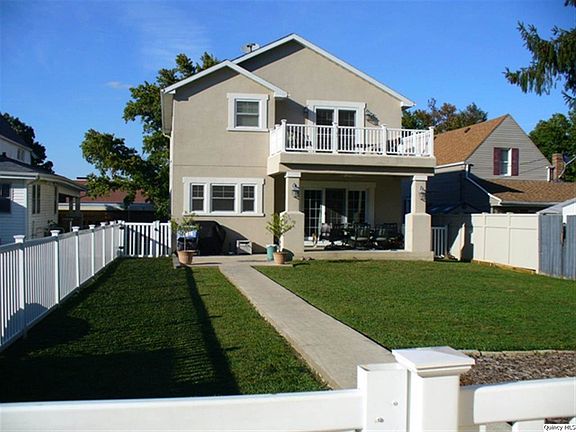 Home for Sale in Quincy, IL $235,000