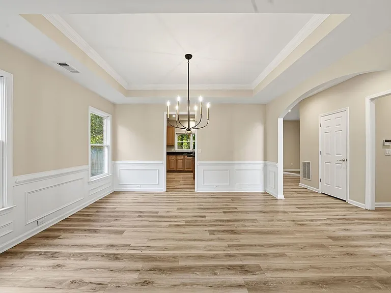 174 Ennisbrook Dr SE — Photo 9