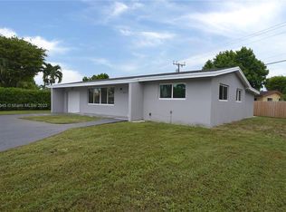 4645 SW 94th Ave, Miami, FL 33165