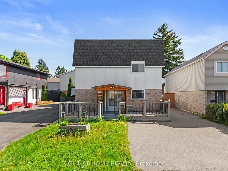 9 Highland Trl — Photo 1