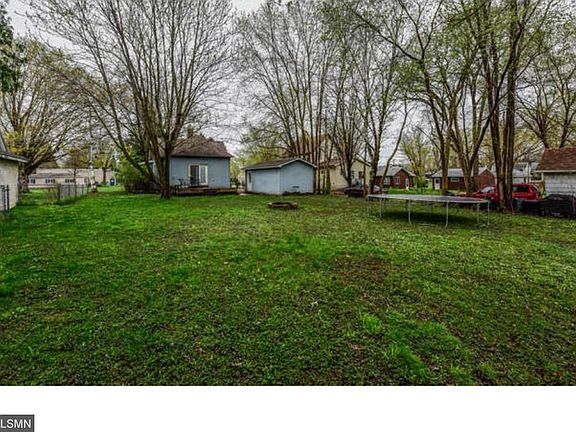 2nd image of 1106 College St