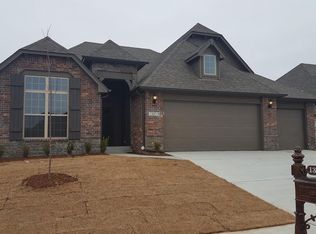 13218 S 20th St, Bixby, OK 74008