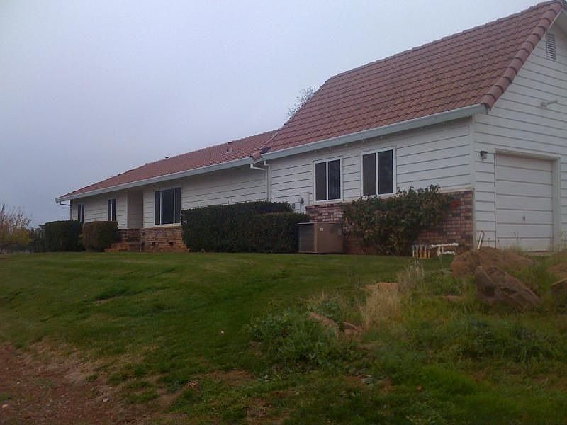 1st image of 18560 Burke Dr