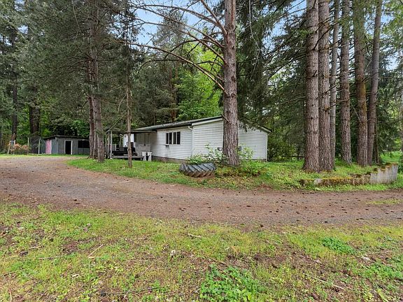 3rd image of 31484 SE Woodland Rd