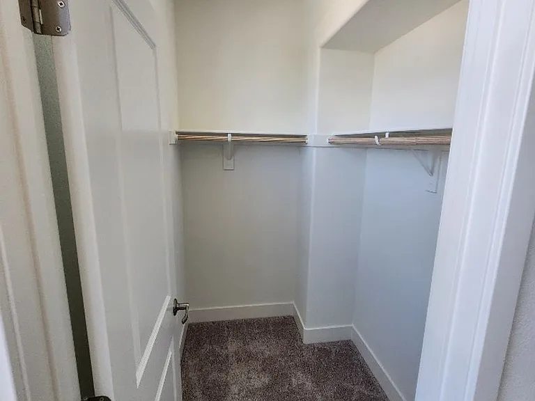 4032 Barbary Way — Photo 10