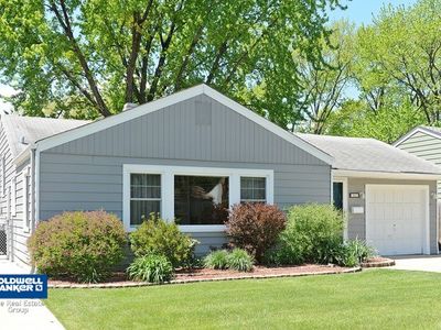 948 S Wolf Rd, Des Plaines, IL, 60016