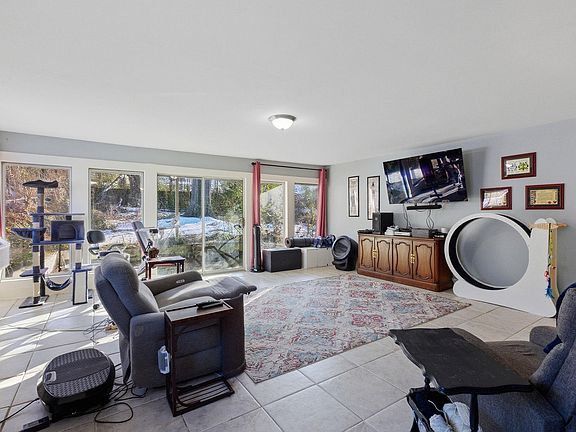 2nd image of 508 W 33rd St