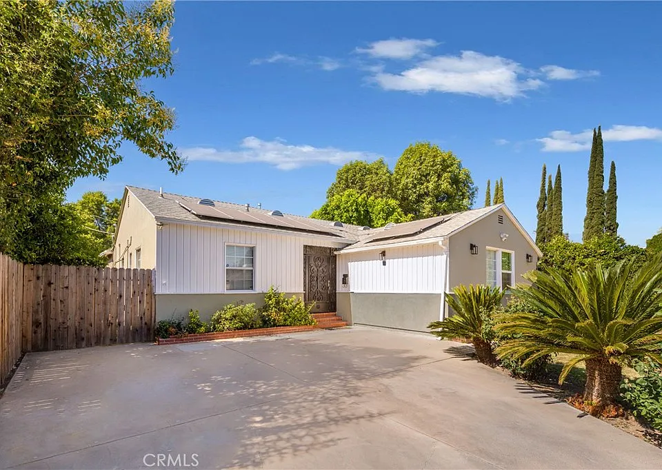 19422 Welby Way