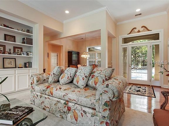 4th image of 6 Sugar Pine Ln