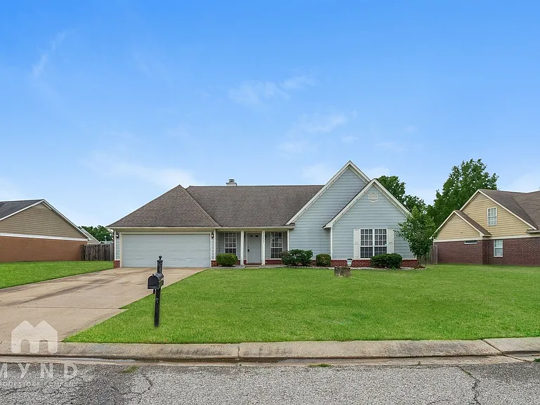 7357 Lee Ann Dr — Photo 1