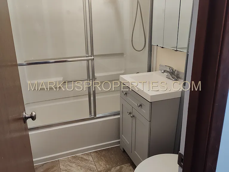 110 SW 137th Ave #3 — Photo 13