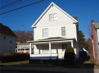 215 E 4th St, Derry, PA 15627