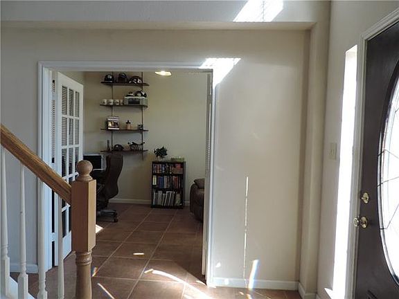 4th image of 7917 Durgans Hill Ct