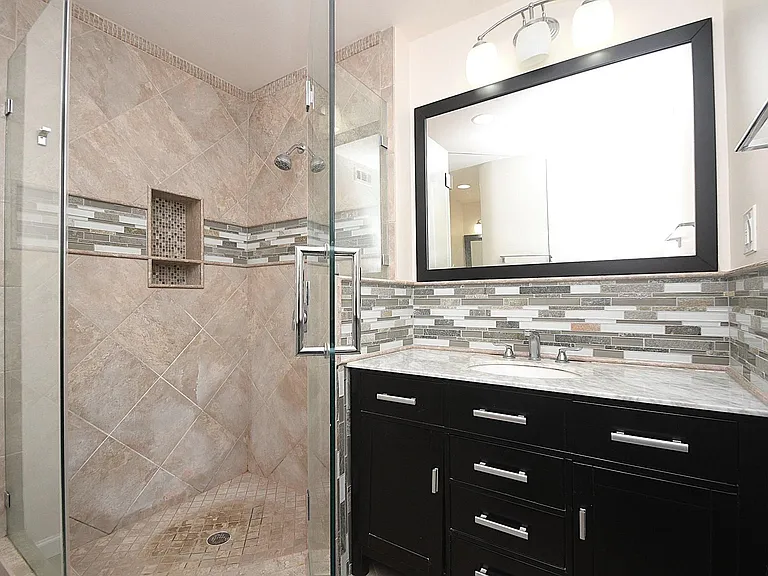 13240 Trail Hollow Dr #3240 — Photo 36