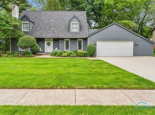 424 Lynshire Ln, Findlay, OH 45840