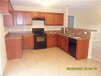 5th image of 105 Dreville Dr