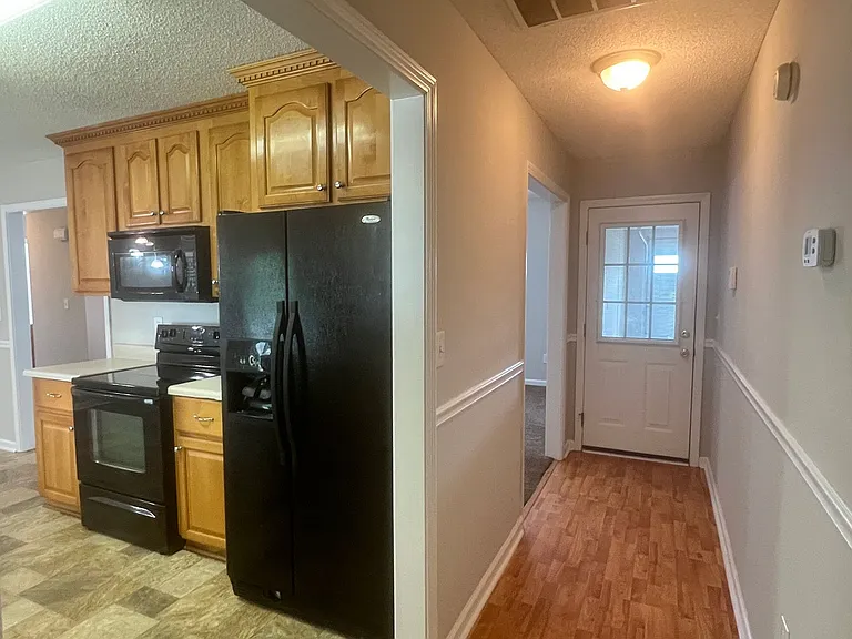 103 Reese Dr — Photo 15