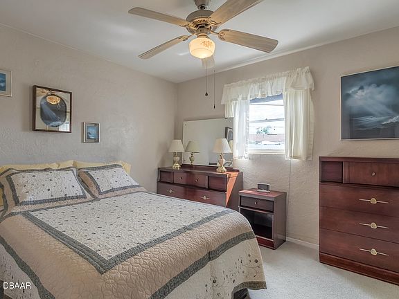 4th image of 19 Seaside Dr