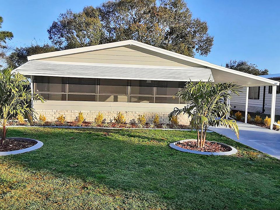 1st image of 740 Phoenix Ln #292