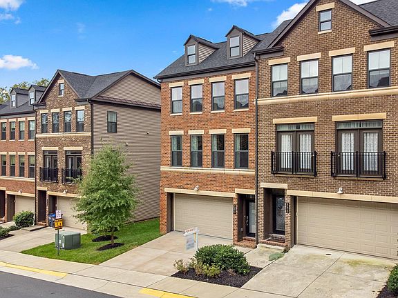 2nd image of 9271 Wood Violet Ct