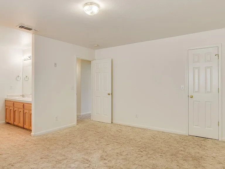 27557 Paradise Valley Ln — Photo 21