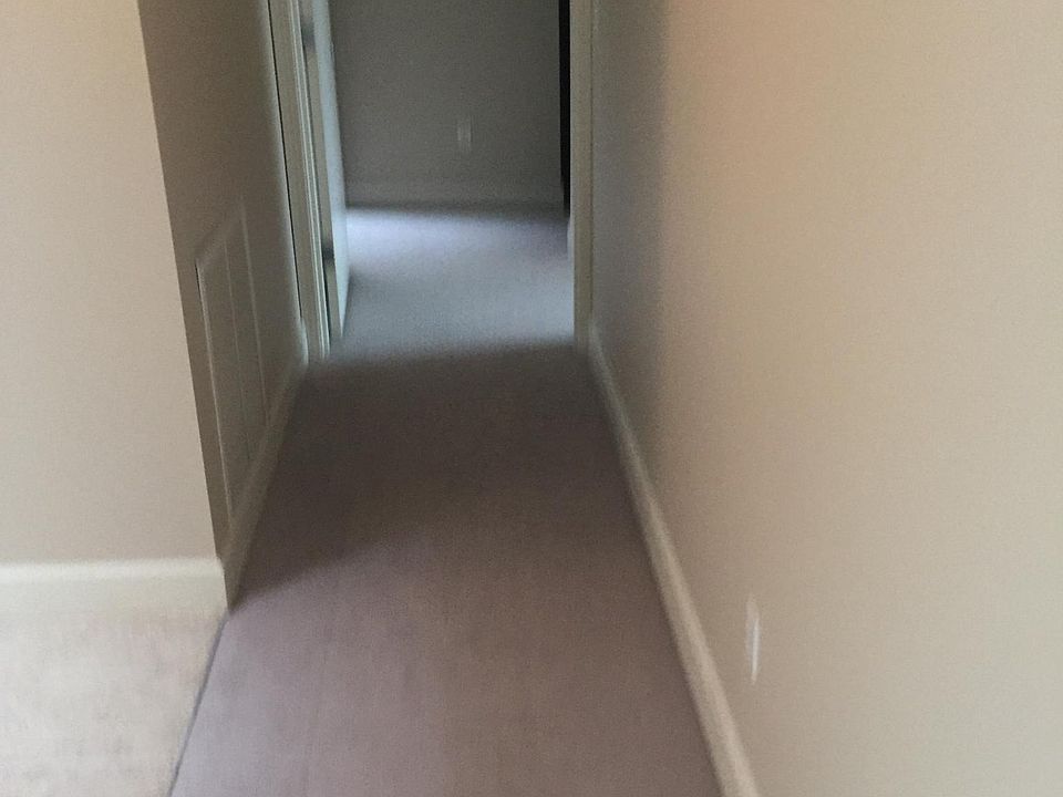 1st image of 11004 NE 11th St APT 607