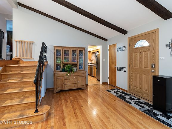 5th image of 9816 S Kolin Ave