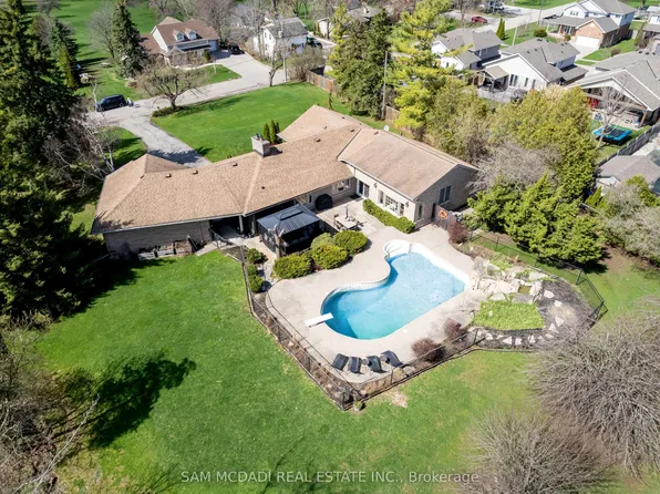 477 Fairview St, Wilmot, ON N3A 1M6