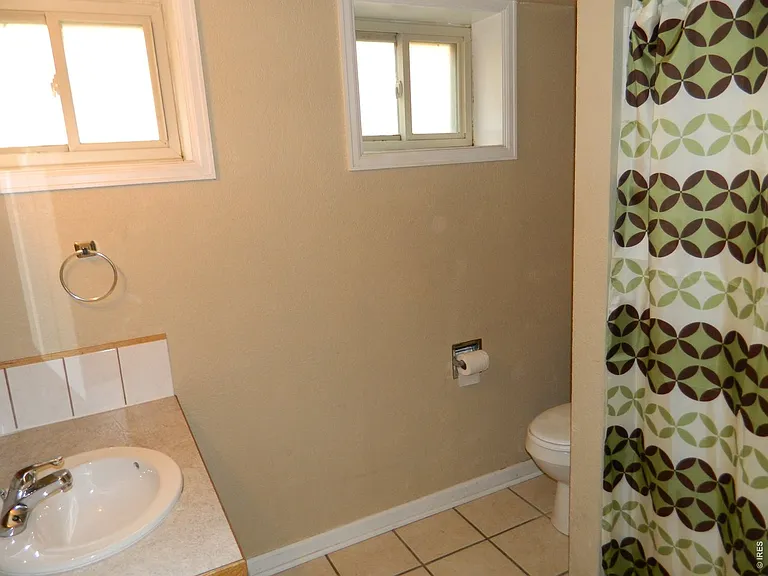 1118 18th St #2 — Photo 11