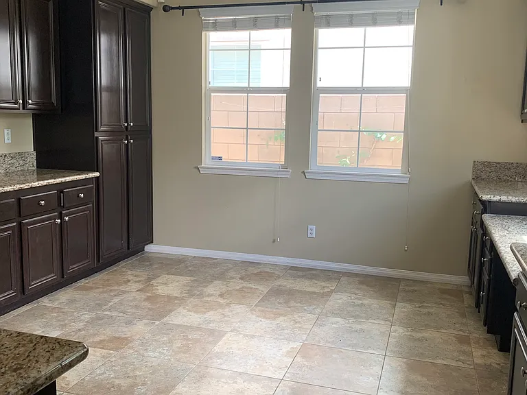 32113 Sycamore Ct — Photo 10