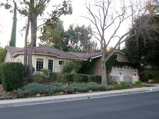 1st image of 1485 Valecroft Ave