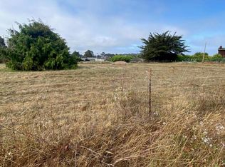 860 Hazelwood St, Fort Bragg, CA 95437