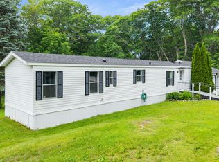 516 E Pond Rd, Nobleboro, ME 04555