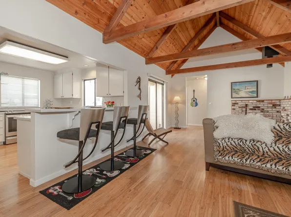 702 Beverly Ave, Capitola, CA 95010